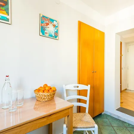 Lägenhet Terrazza San Paolo By Napoliapartments